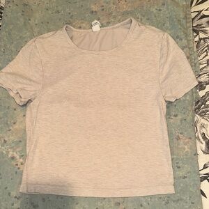 Yogalicious Light Gray Short Sleeve Tee